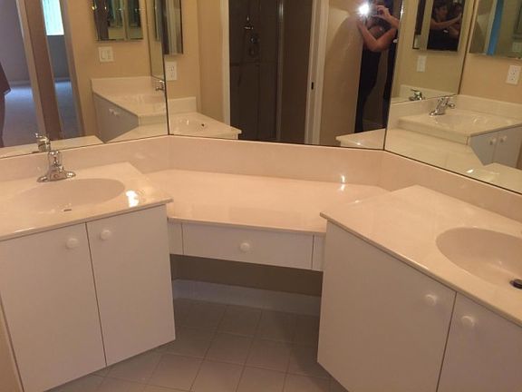 5th image of 7775 Yardley Dr APT 205