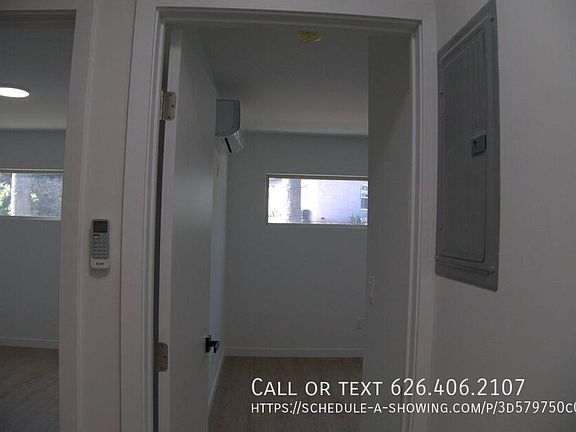 5th image of 3160 Warwick Ave #4