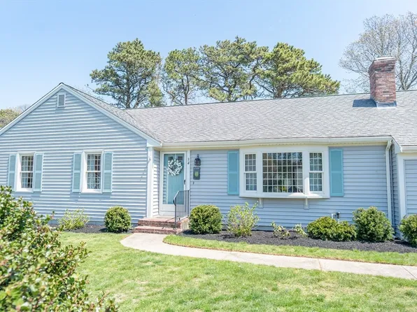 34 Clearview, East Dennis, MA 02641