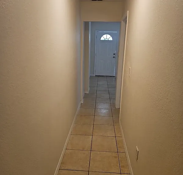 907 W Anderson St #B — Photo 6