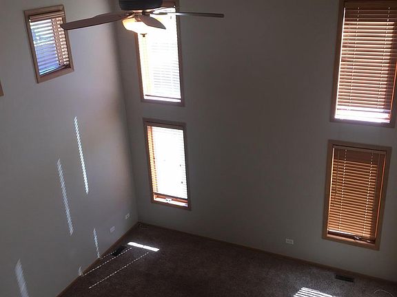 4th image of 8253 W Chestnut Ct