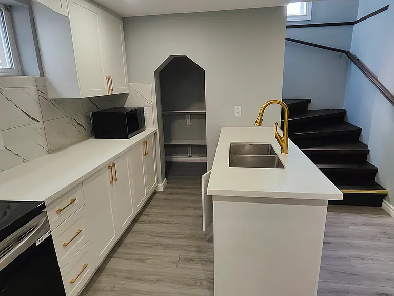 50 Pearl St #2 — Photo 9