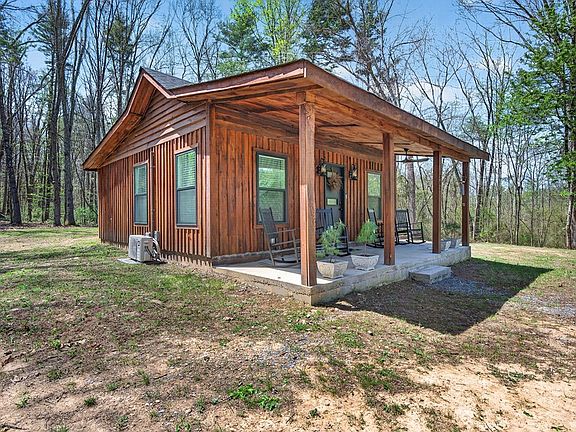 5th image of 362 Spring Hollow Rd