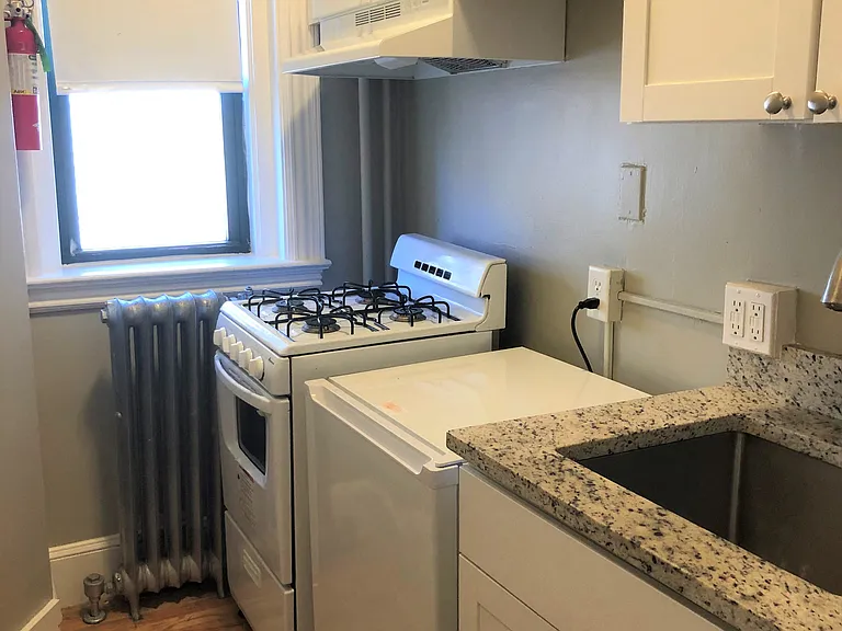439 Congress Street — Photo 30