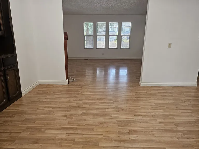 8140 Cade Barr St — Photo 2