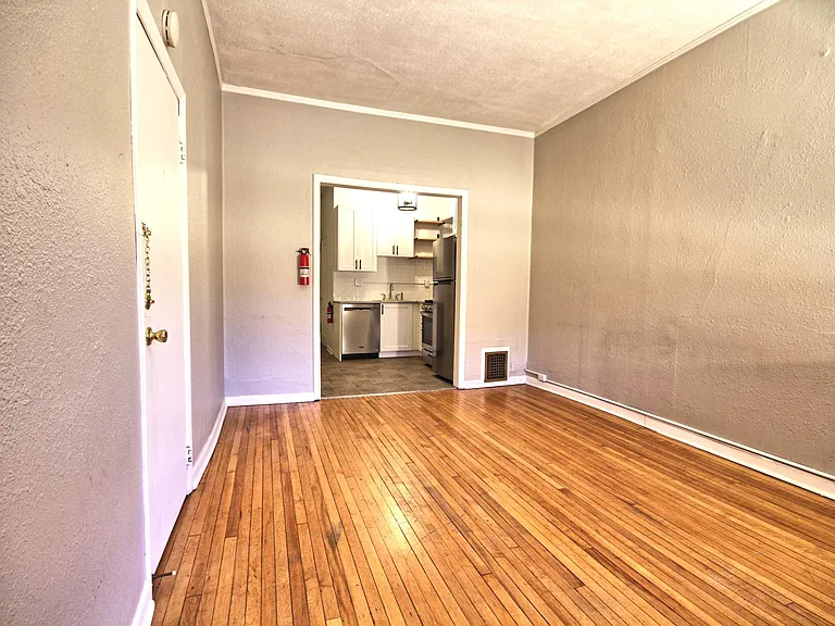 1220 N Pearl St #A — Photo 11