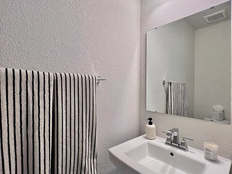 208 Fost Blvd #208 — Photo 11