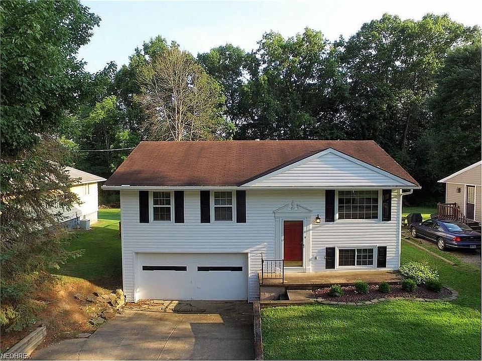 1st image of 7658 Venice Heights Dr NE