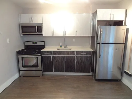 Rented by Lofts and Flats LLC | media 24