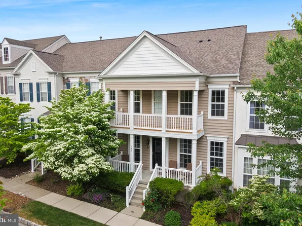 695 Churchill Rd, Chester Springs, PA 19425