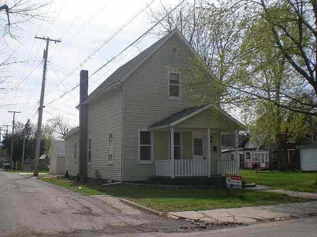 1st image of 510 E Reynolds St