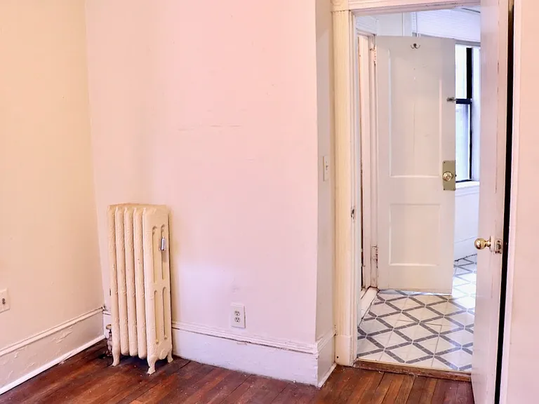 9 Myrtle St #5 — Photo 7