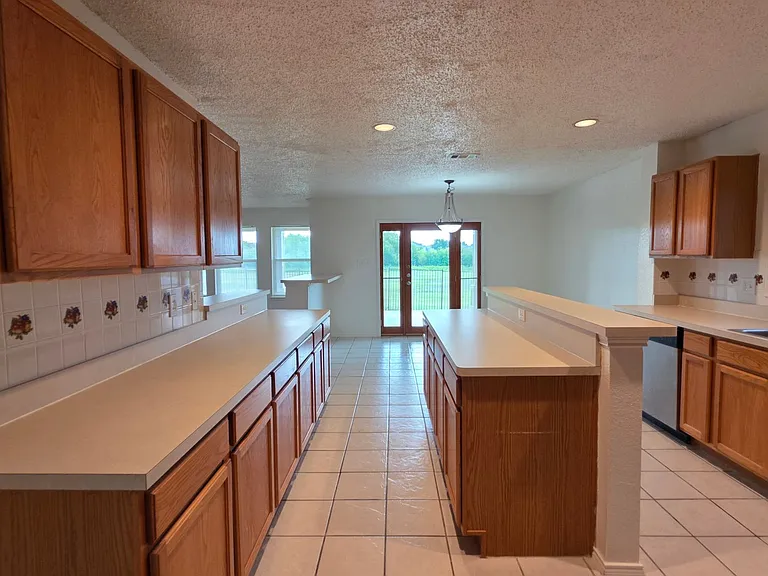 8632 Arcadia Park Dr — Photo 8