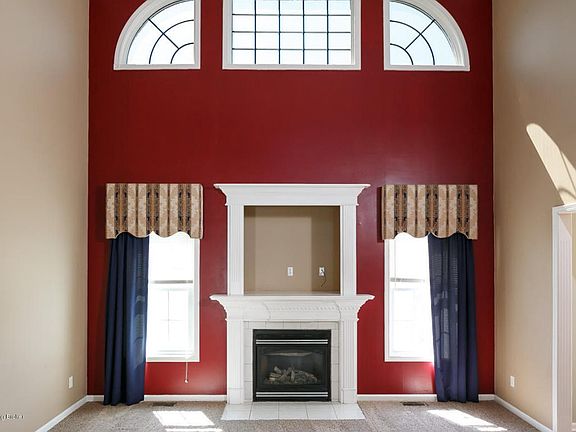 RealTourCast _ Family Realty _ Hickory G