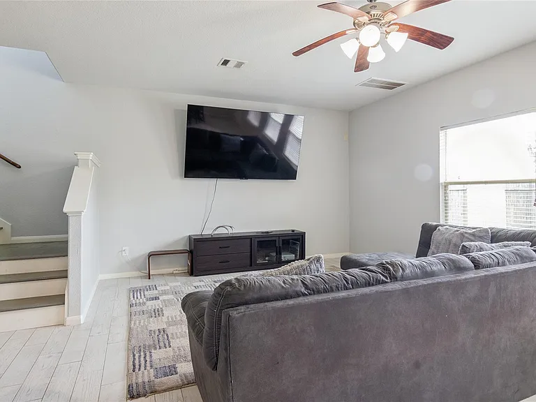 5218 Misty Ln — Photo 4