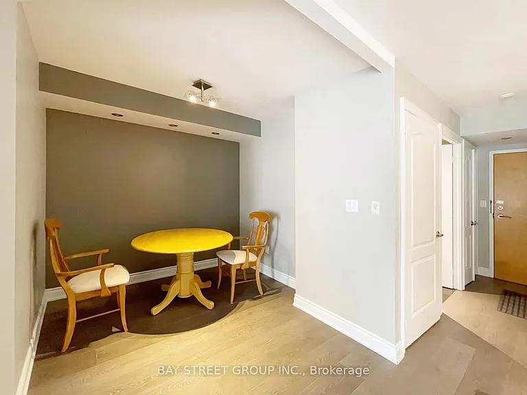 30 Hayden St #405 — Photo 9