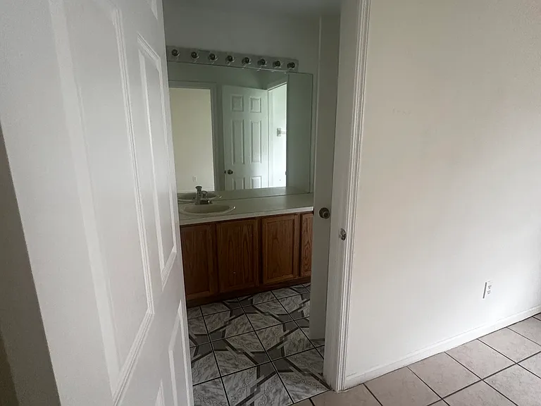 3107 Cranes Cove Loop — Photo 12