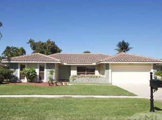 19971 Back 9 Dr, Boca Raton, FL 33498