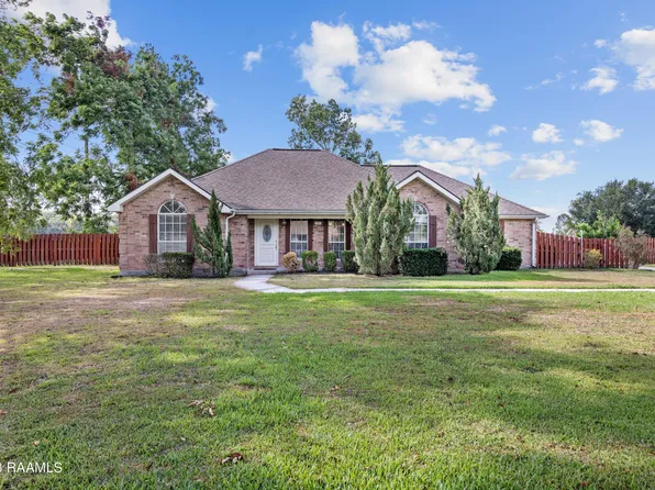 1003 Germain St, Saint Martinville, LA 70582