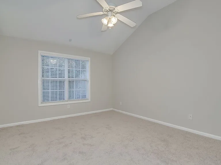 418 Northrop Pl — Photo 13