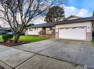 2309 W Meadow Blvd, Mount Vernon, WA 98273