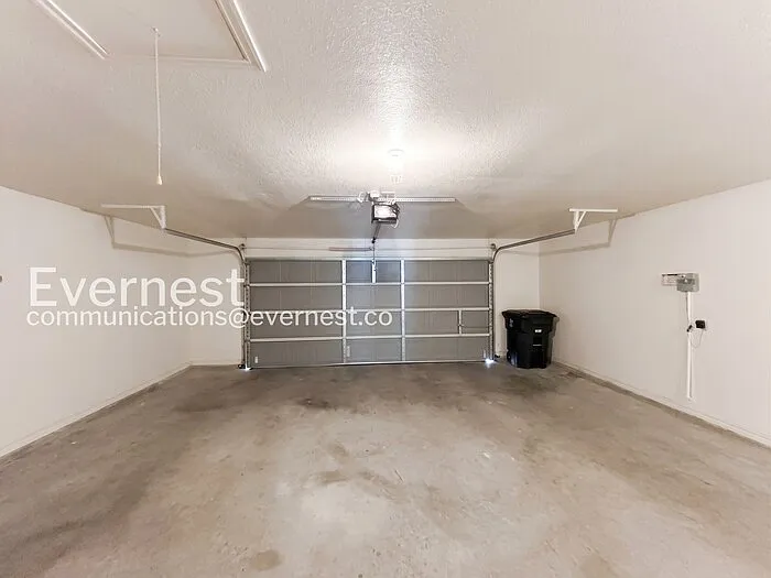 3705 Barbed Wire Dr — Photo 19
