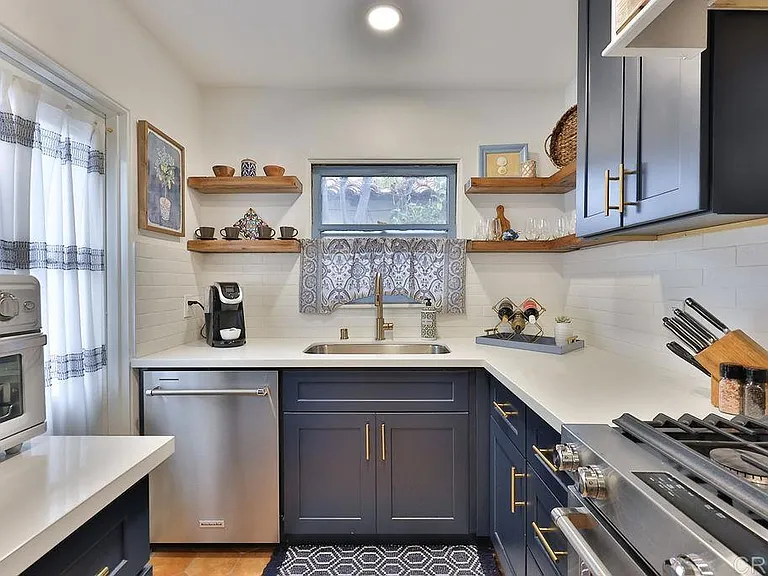 464 G Ave — Photo 11
