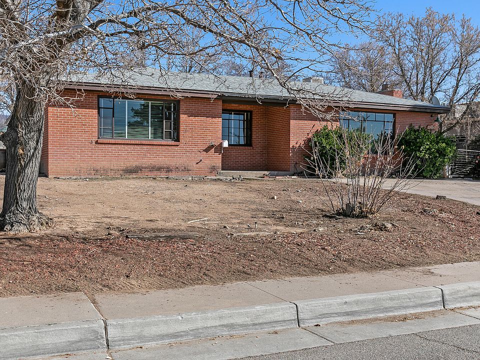 1st image of 2620 Cardenas Dr NE