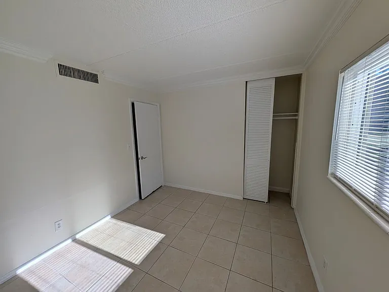 817 Lighthouse Dr — Photo 13