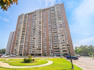 18 Knightsbridge Rd #1012, Brampton, ON L6T3X5