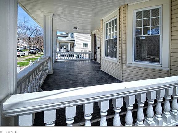 4th image of 1223 Gladys Ave