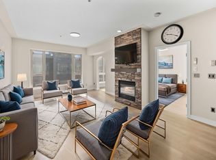 35 Inglewood Park SE #611, Calgary, AB T2G 1B5