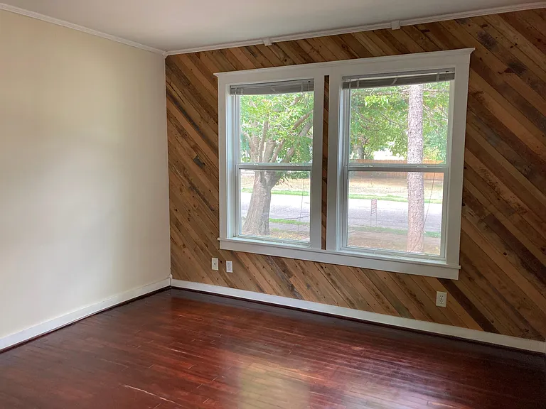 Bedroom #1