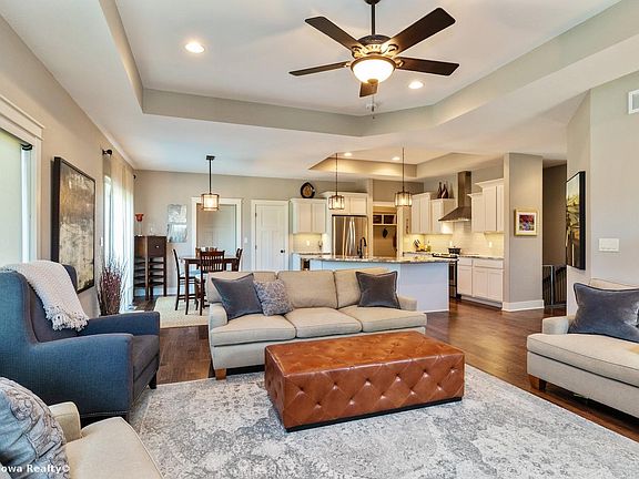 5th image of 1428 Sugar Creek Cir