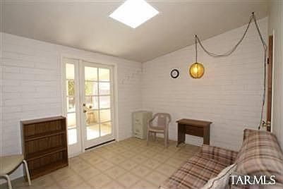 5th image of 4032 N Fontana Ave