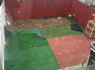 101-25 90th St, Ozone Park, NY 11416