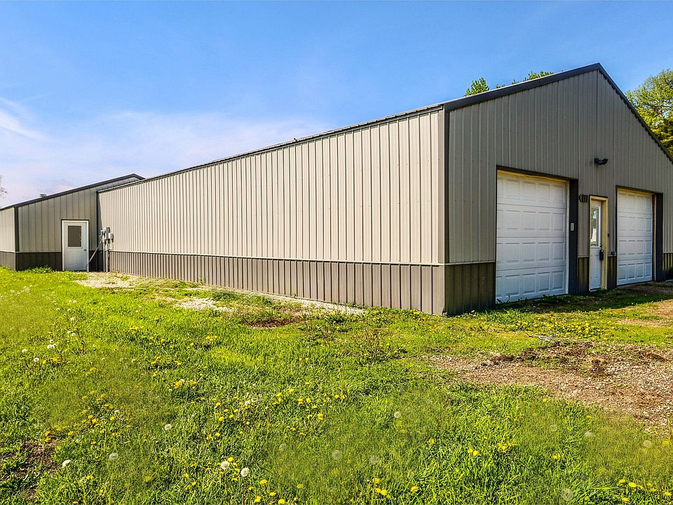 1st image of 717 4th Ave