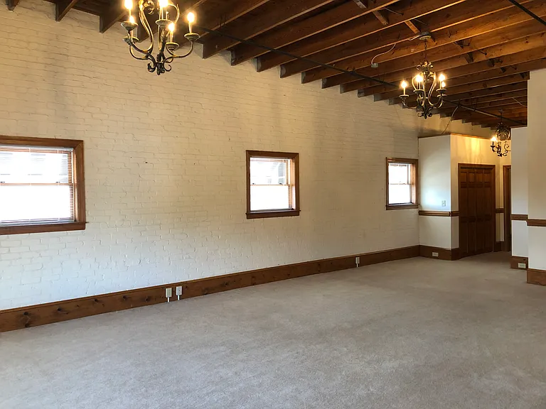 235 E Main St #F — Photo 6