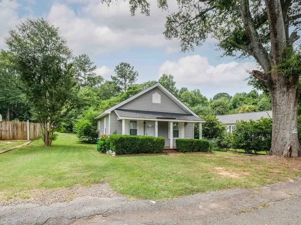 44 Chestnut St, Startex, SC 29377