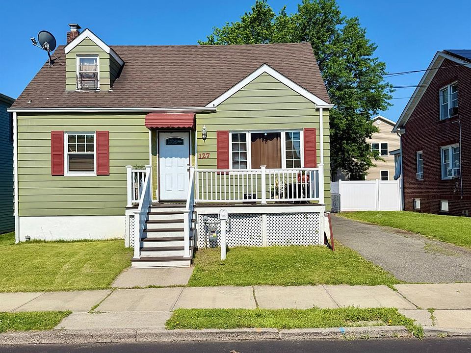 1st image of 127 Heald St
