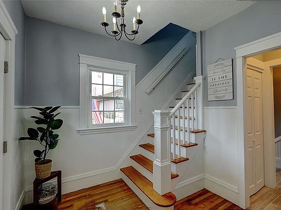 5th image of 41 Kelley Ave