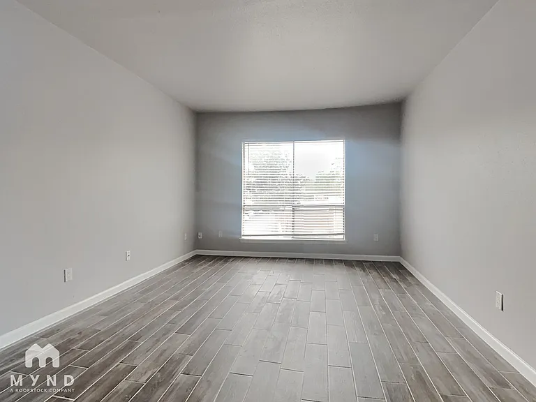 2230 S Piney Point Rd #204 — Photo 10