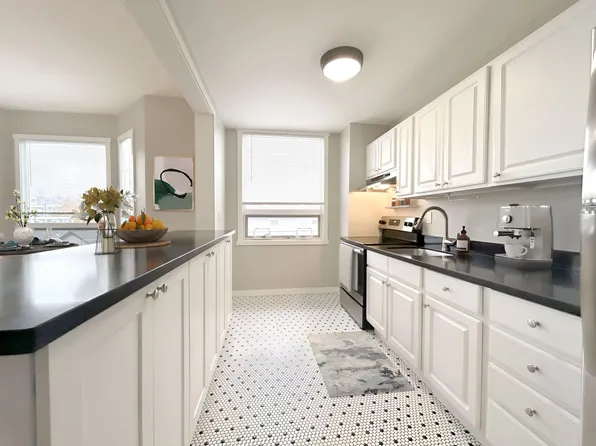 Clairemont Apartments