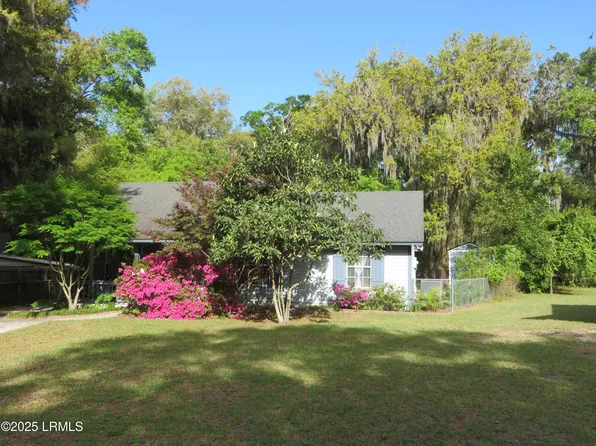 713 Old Shell Court, Port Royal, SC 29935