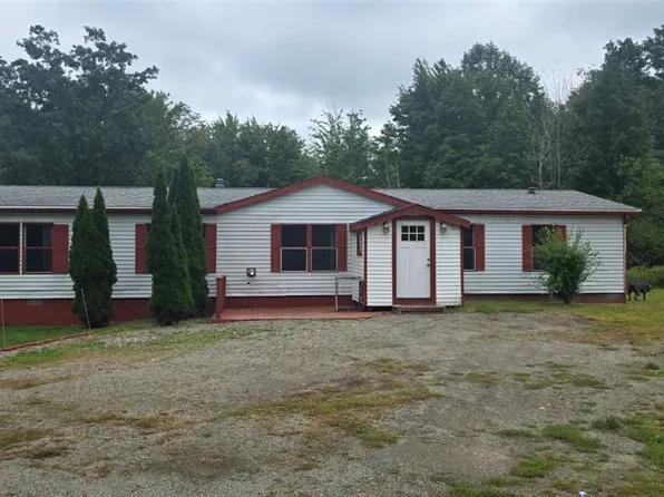 8940 Harmon Hill Rd, Fredonia, NY 14063