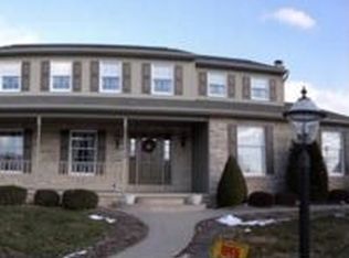 422 Ridgeview Dr, Dillsburg, PA 17019