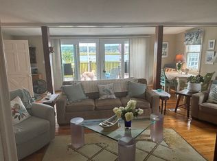 2 Riverside Rd, Gloucester, MA 01930
