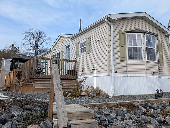 4th image of 1007 Racoon Rd #133