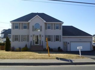 90 Bedford Rd, Woburn, MA 01801