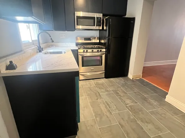 2514 Collins St, Philadelphia, PA 19125